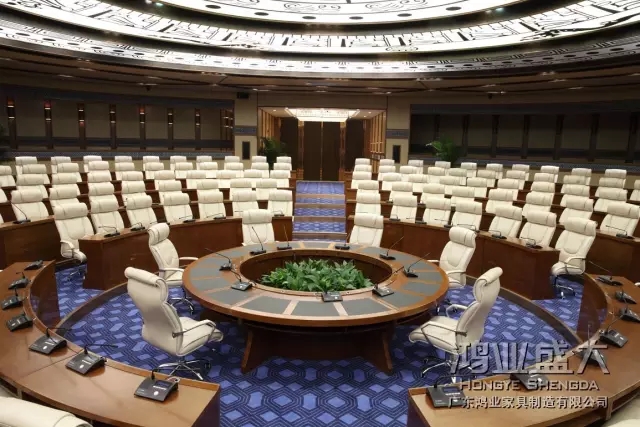 表面還采用優質天然環保油漆，無污染、無異味