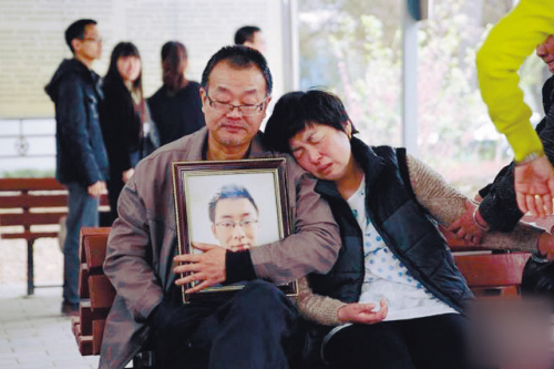 百度魏澤西醫療事故驚人心,鴻業盛大用心帶你火眼金睛識官網